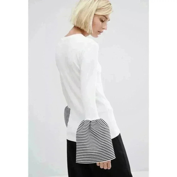 Style Mafia bell sleeve blouse - Picture 3 of 10